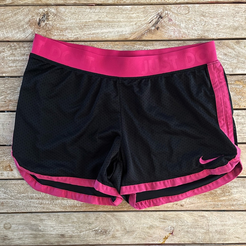 Nike Shorts dri-FIT mesh black pink small